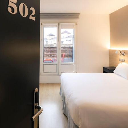 Hotel Burlada Kültér fotó
