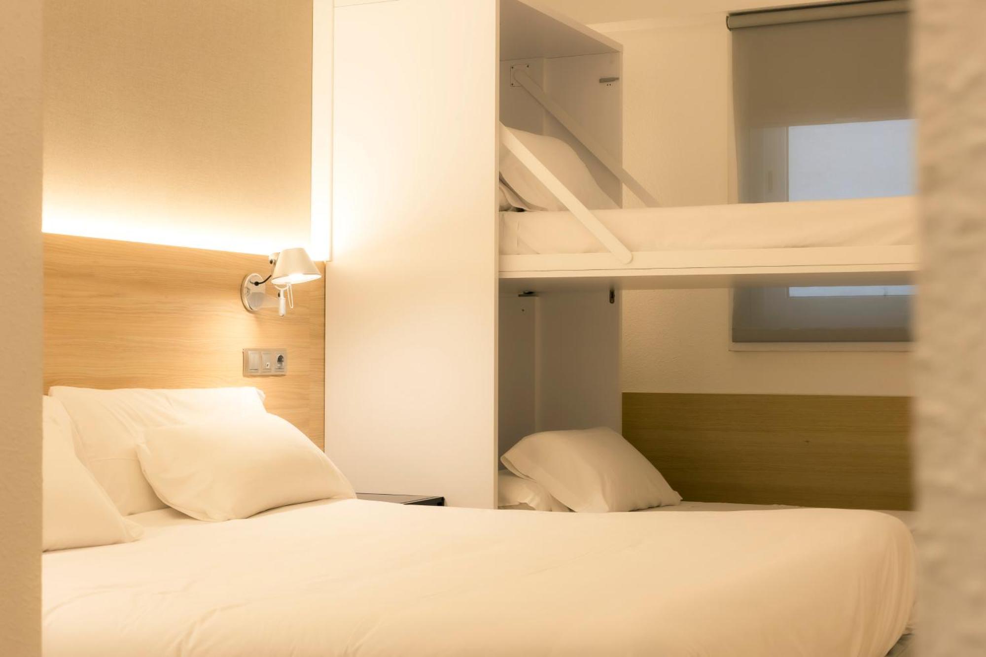 Hotel Burlada Kültér fotó