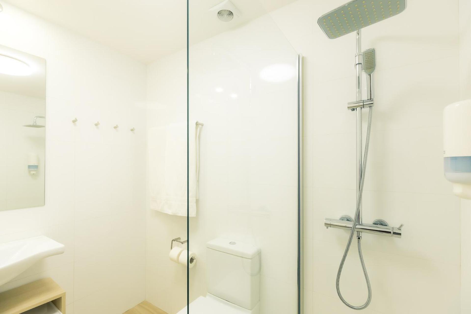 Hotel Burlada Kültér fotó