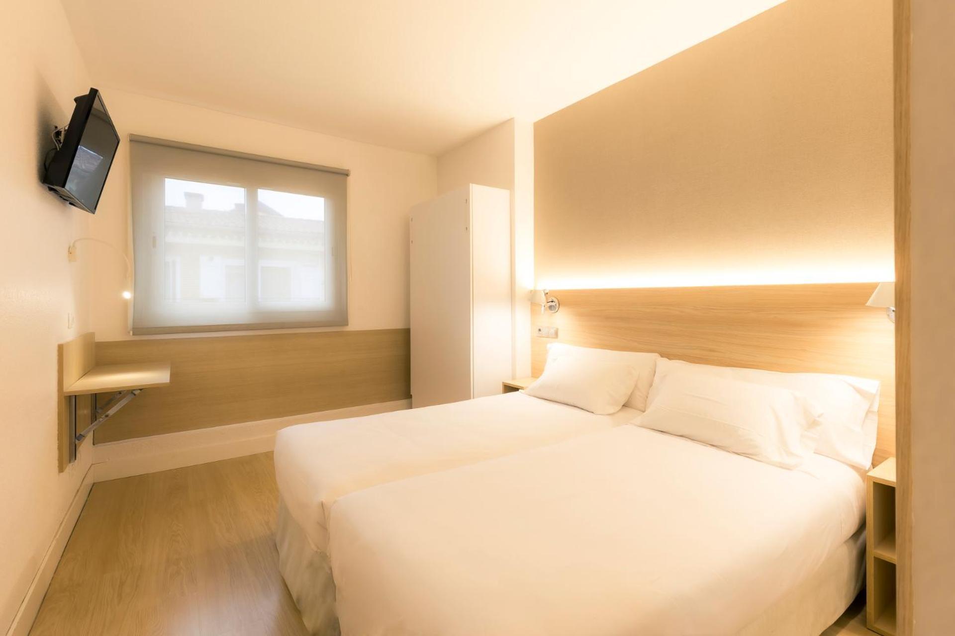 Hotel Burlada Kültér fotó